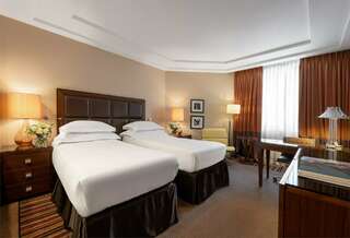 Гостиница Коринтия Санкт-Петербург Представительский номер с большой кроватью-2